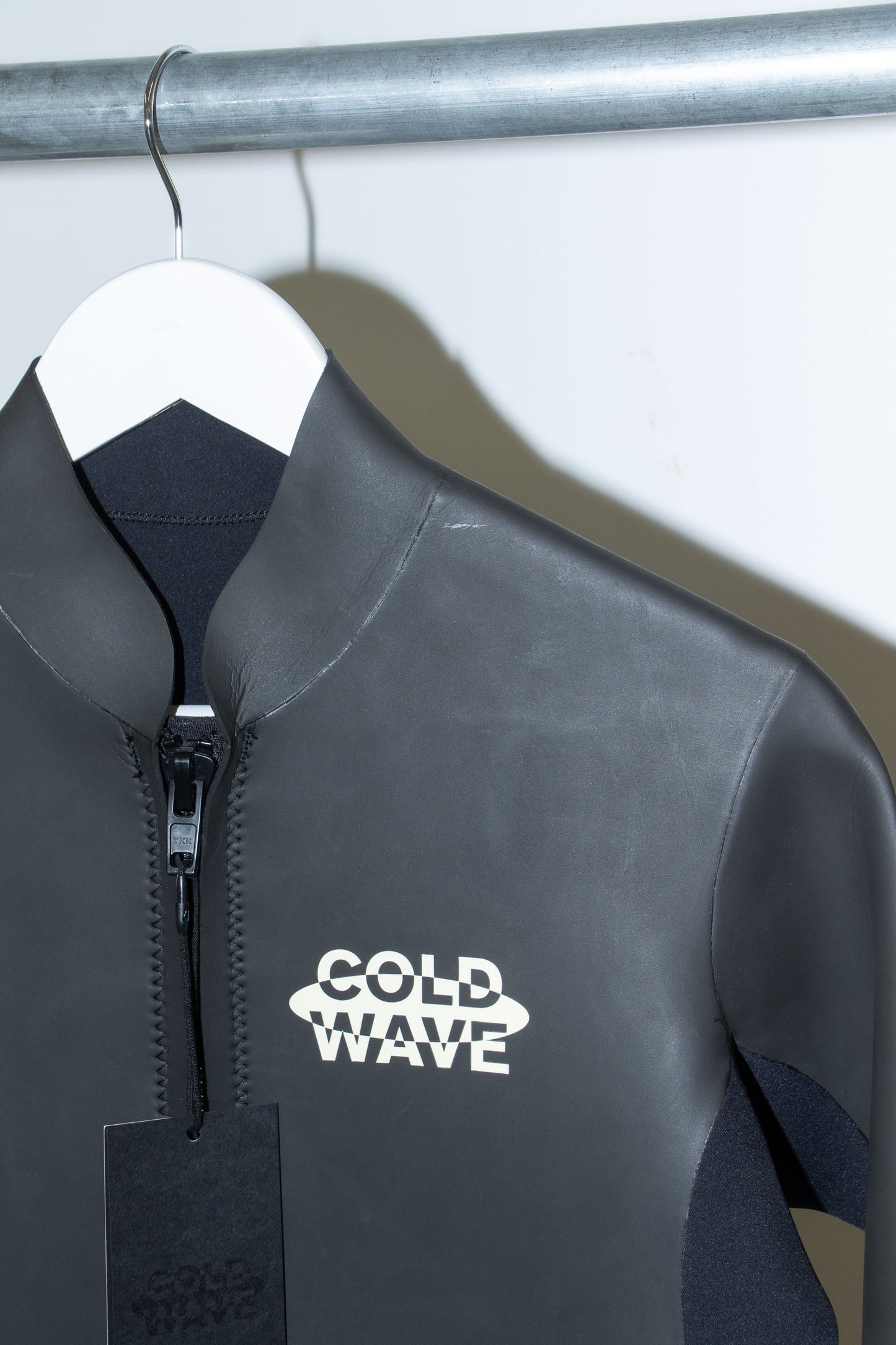 Cold Wave Long Sleeve Vest – Mens Medium